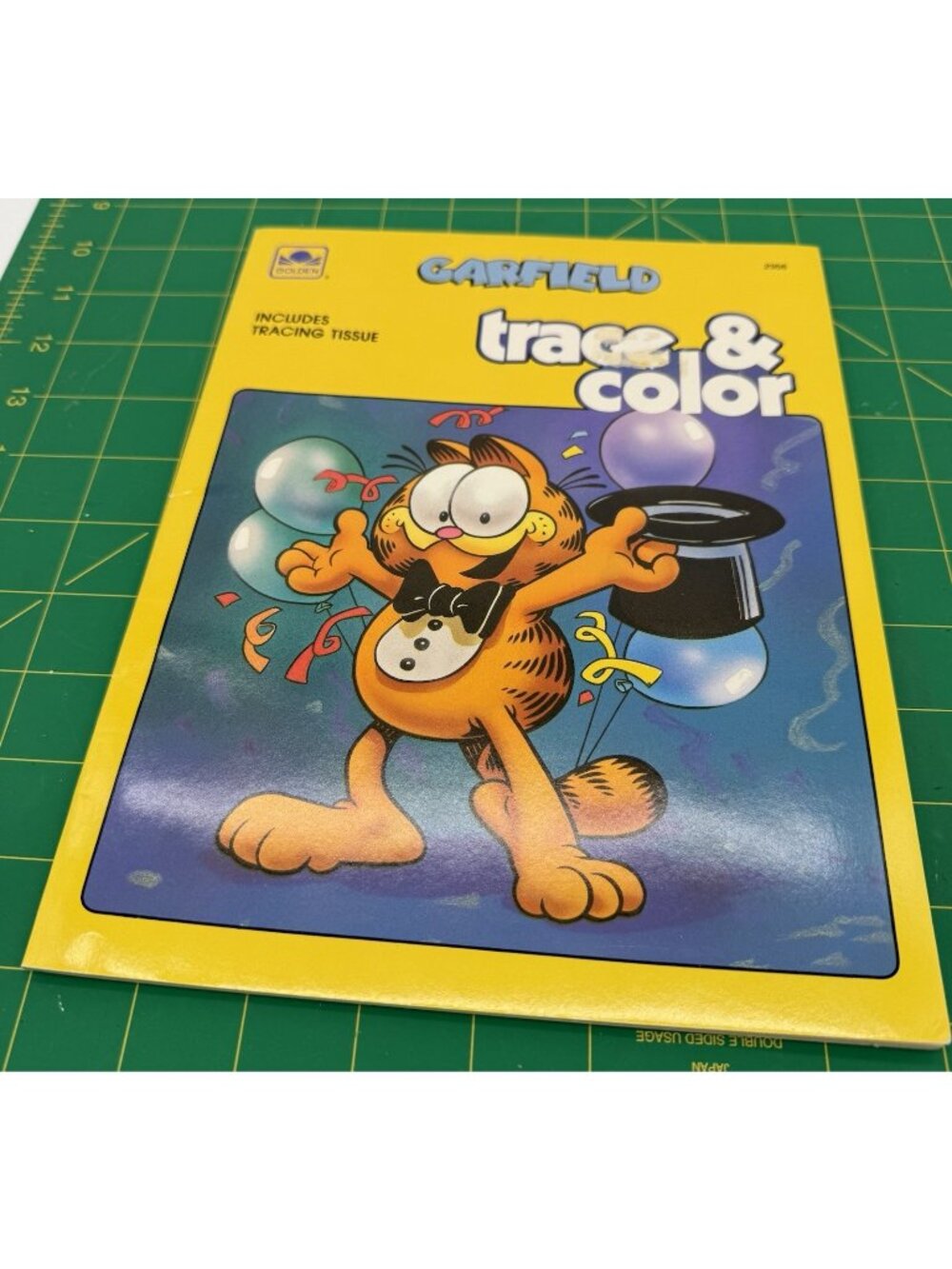 Vintage Garfield Trace And Coloring Book 1988